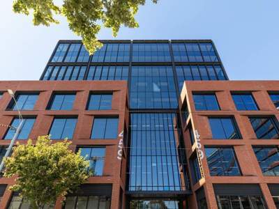 Thumbnail of industry-lanes-facade.jpg